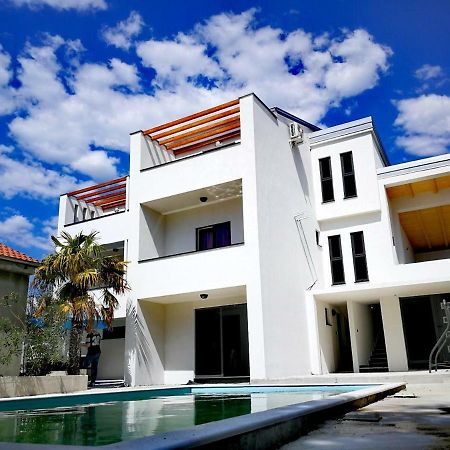 Apartments Star With Pool บีโอกราดนาโมรู ภายนอก รูปภาพ
