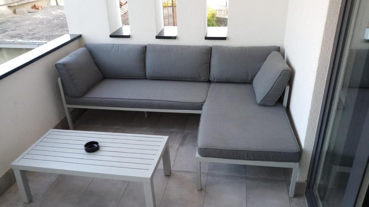 Apartments Star With Pool บีโอกราดนาโมรู ภายนอก รูปภาพ